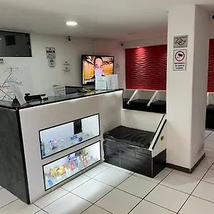 State - Em Frente Ao Metro Sao Paulo
